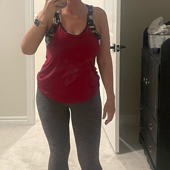 Hyba Built-in Bra Strappy Workout Tank - Picture 5 of 6